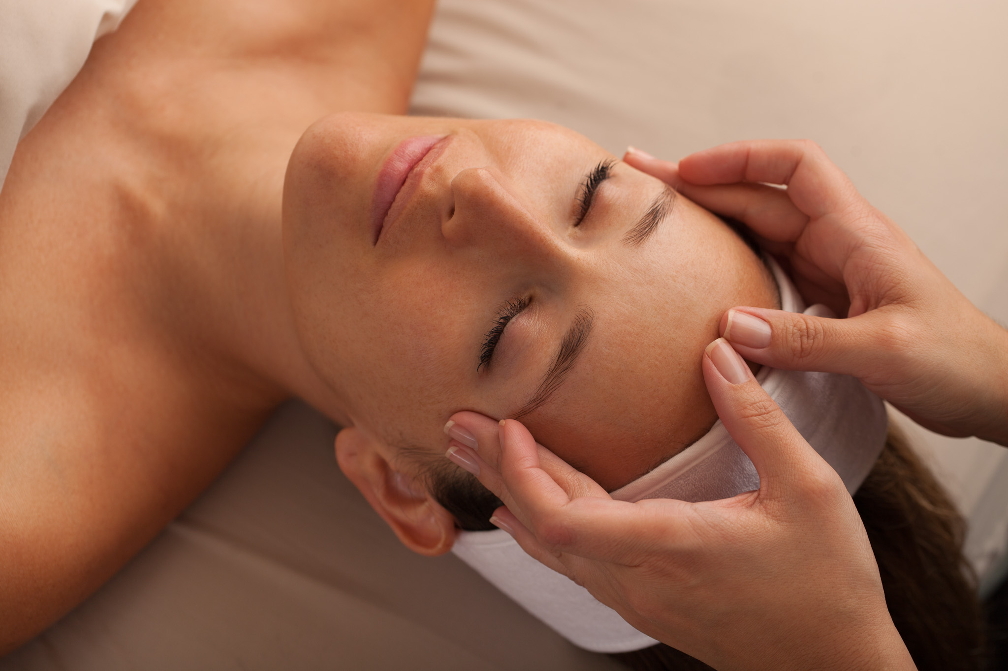 Neck Massage - Massage For Body Parts - Massage - Treatments